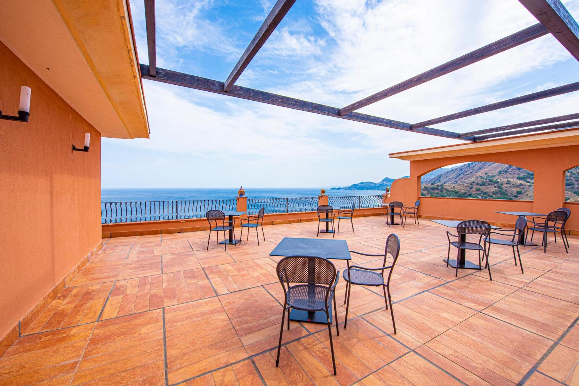 Baia Taormina - Cdshotels Forza dʼAgro Eksteriør bilde